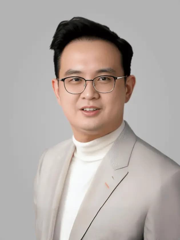 Desmond Yong